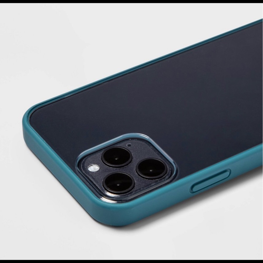 heyday Apple iPhone 12/iPhone 12 Pro Case. heyday USB-A Round Cable - Picture 6 of 11